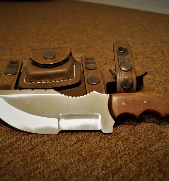 Memilih Pisau Survival